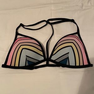 Vs triangle push-up top